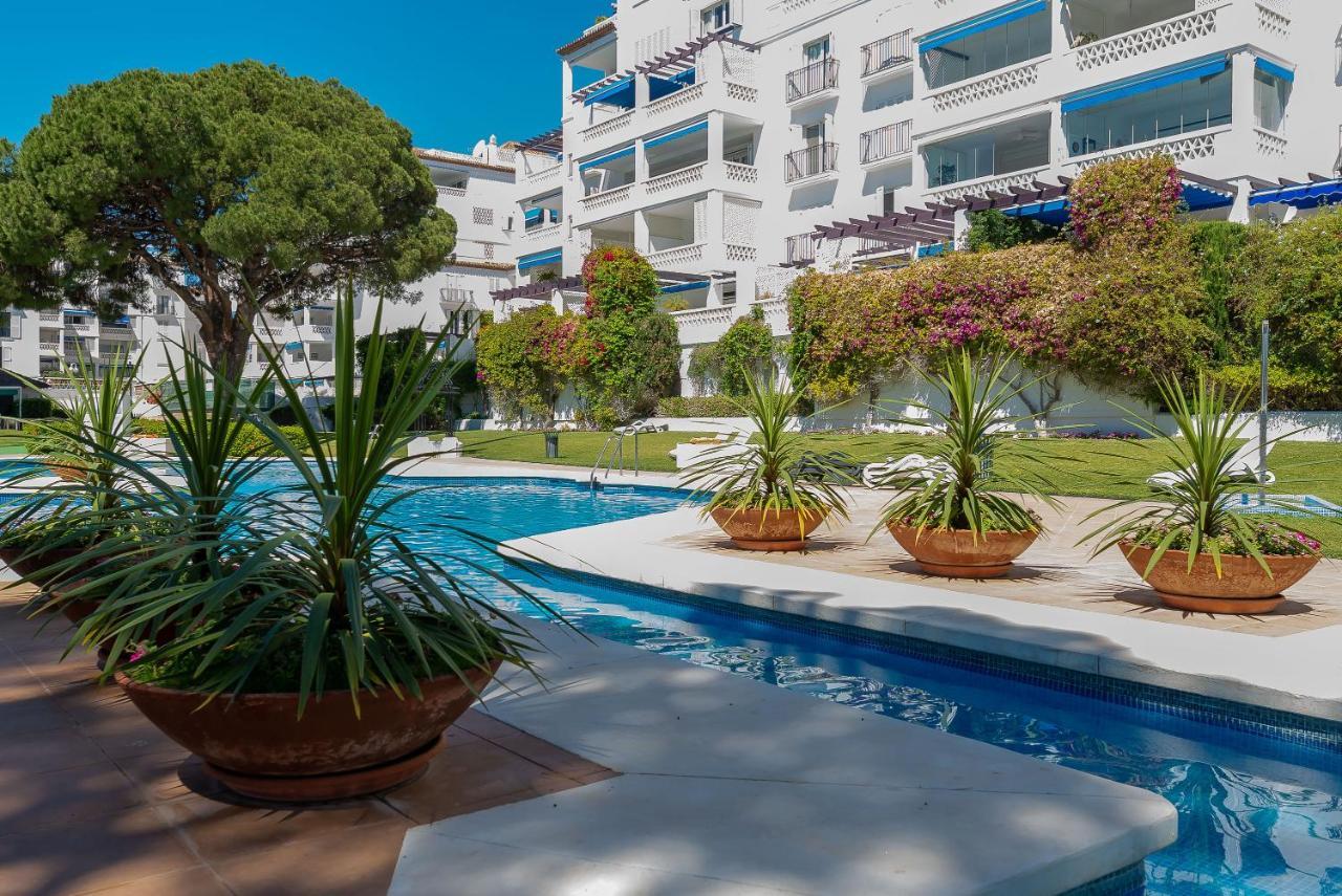 Puerto Banus2 Beachfront And Pools Marbella Exteriör bild